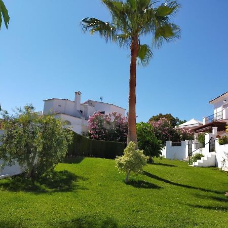 Casa cipreses 9 nerja Villa Luaran gambar