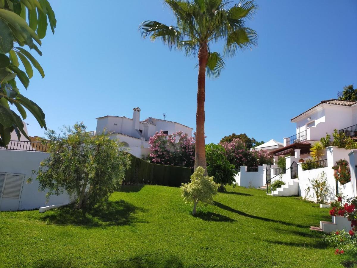 Casa cipreses 9 nerja Villa Luaran gambar